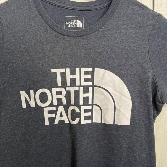 The North Face Womens Blue Gray Heathered Graphic Short Sleeve T-Shirt Size XS - Picture 3 of 6